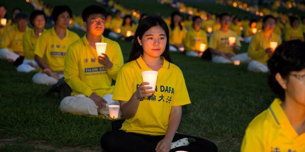 What is Falun Gong and Why is it Persecuted? (2014) - 22 Lions